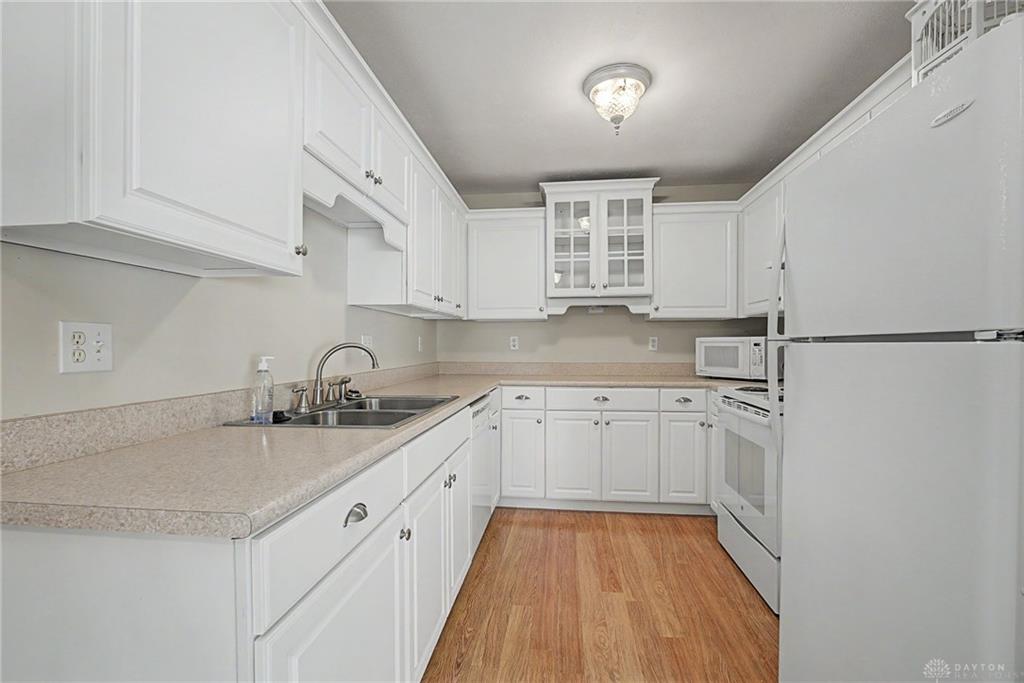 2157 Oak Tree Property Photo 15