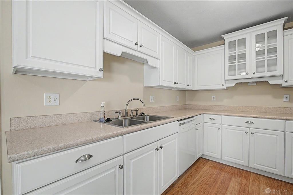 2157 Oak Tree Property Photo 16