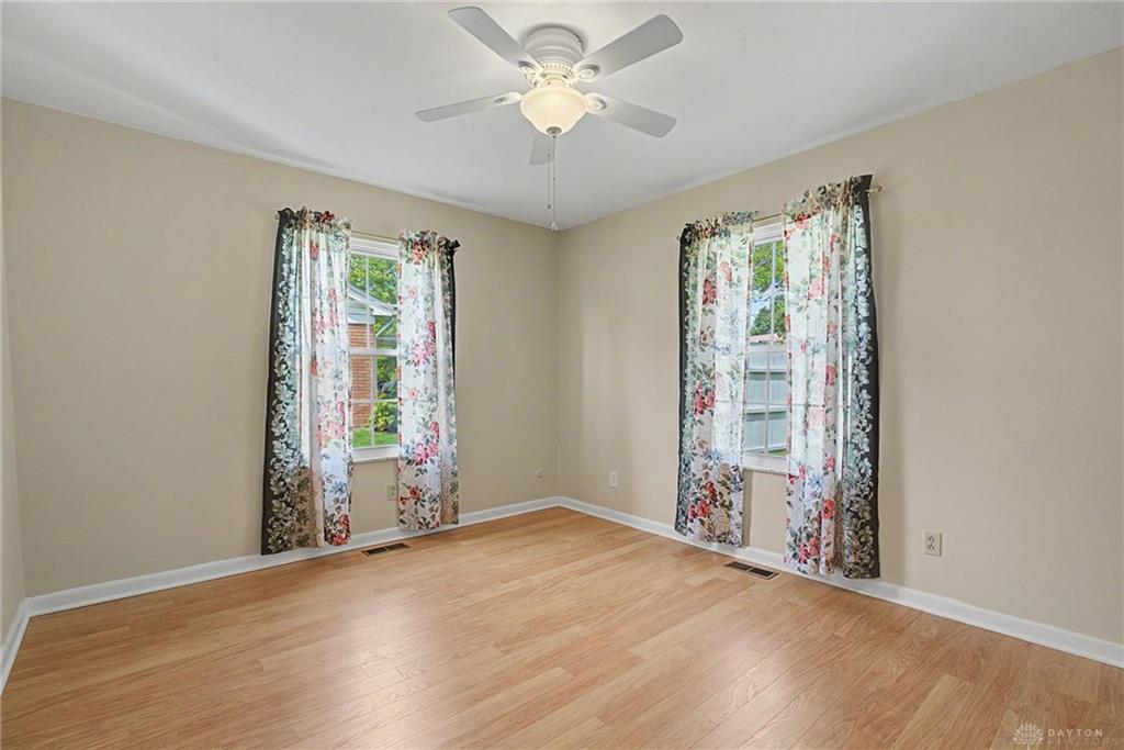 2157 Oak Tree Property Photo 26