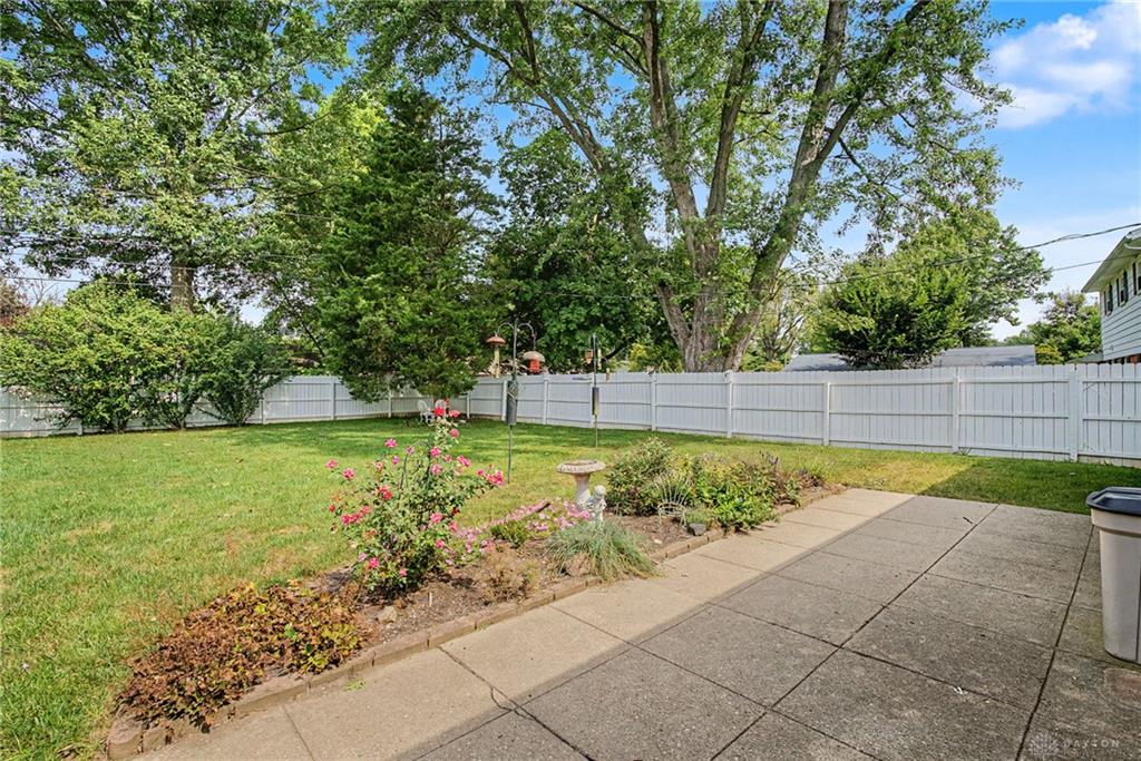 2157 Oak Tree Property Photo 33