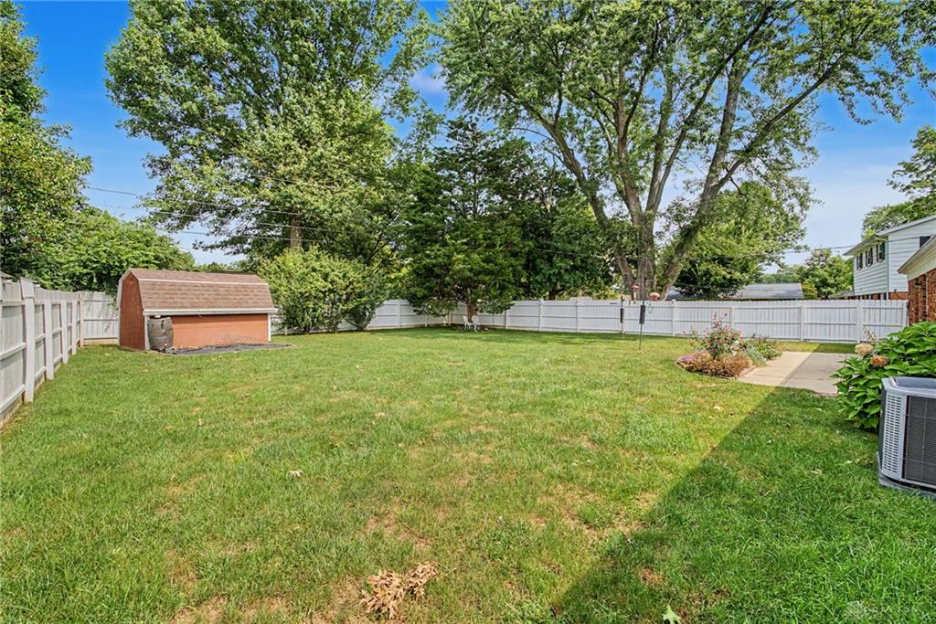 2157 Oak Tree Property Photo 34