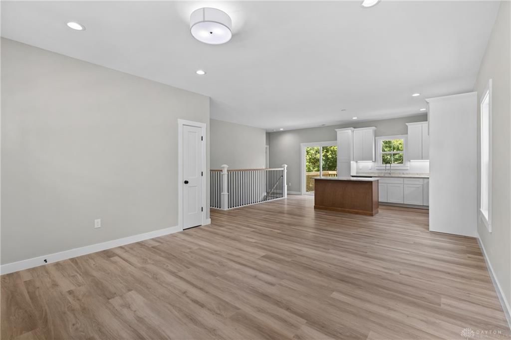 988 Crab Tree Property Photo 11