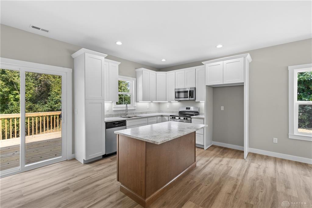 988 Crab Tree Property Photo 16