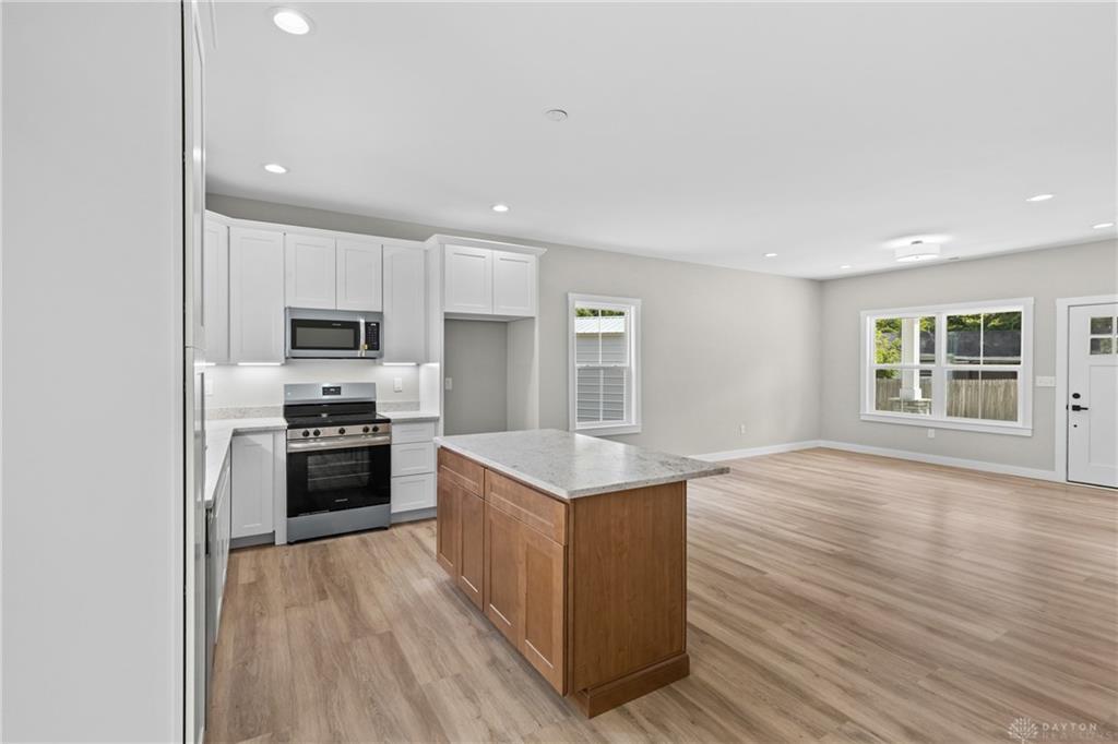 988 Crab Tree Property Photo 18