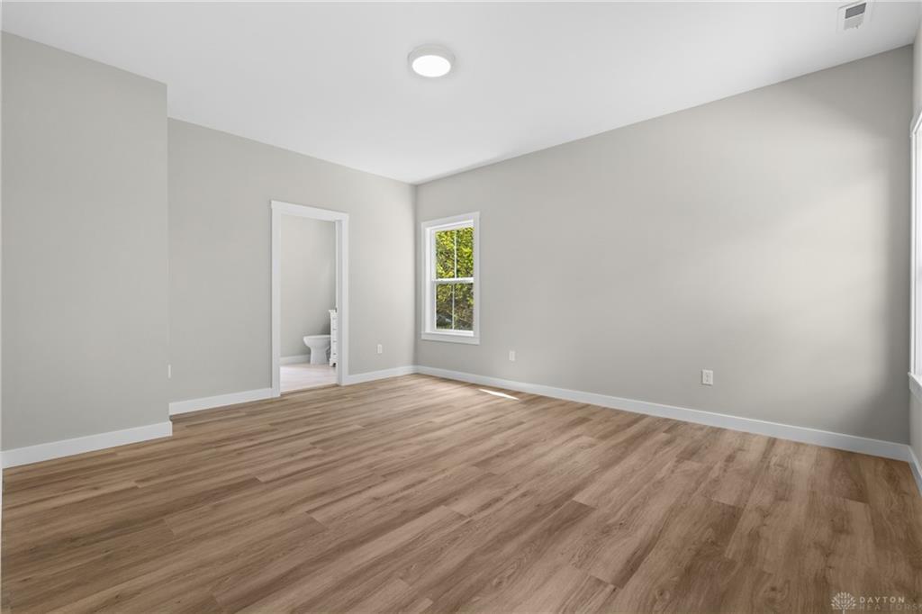 988 Crab Tree Property Photo 21