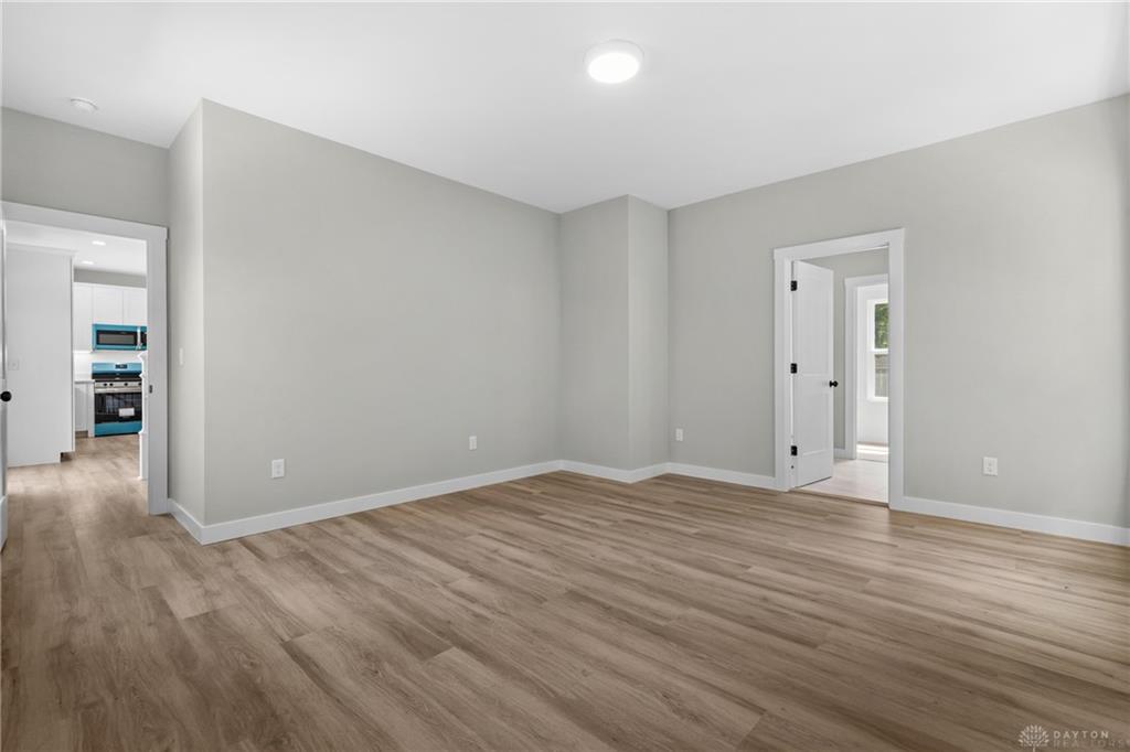 988 Crab Tree Property Photo 22