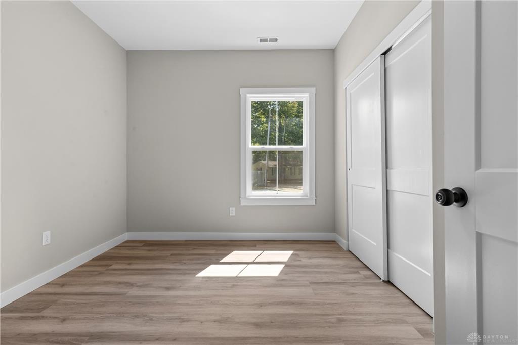 988 Crab Tree Property Photo 27