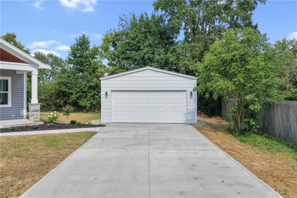 988 Crab Tree Property Photo 45