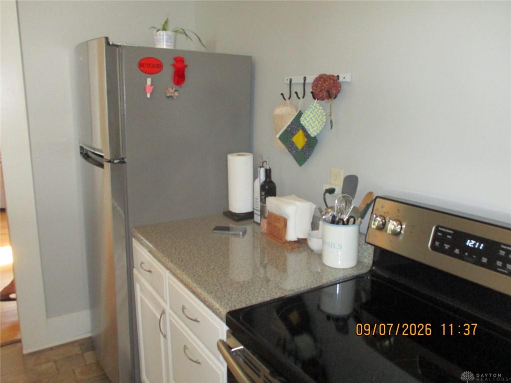 1112 Walker Property Photo 10