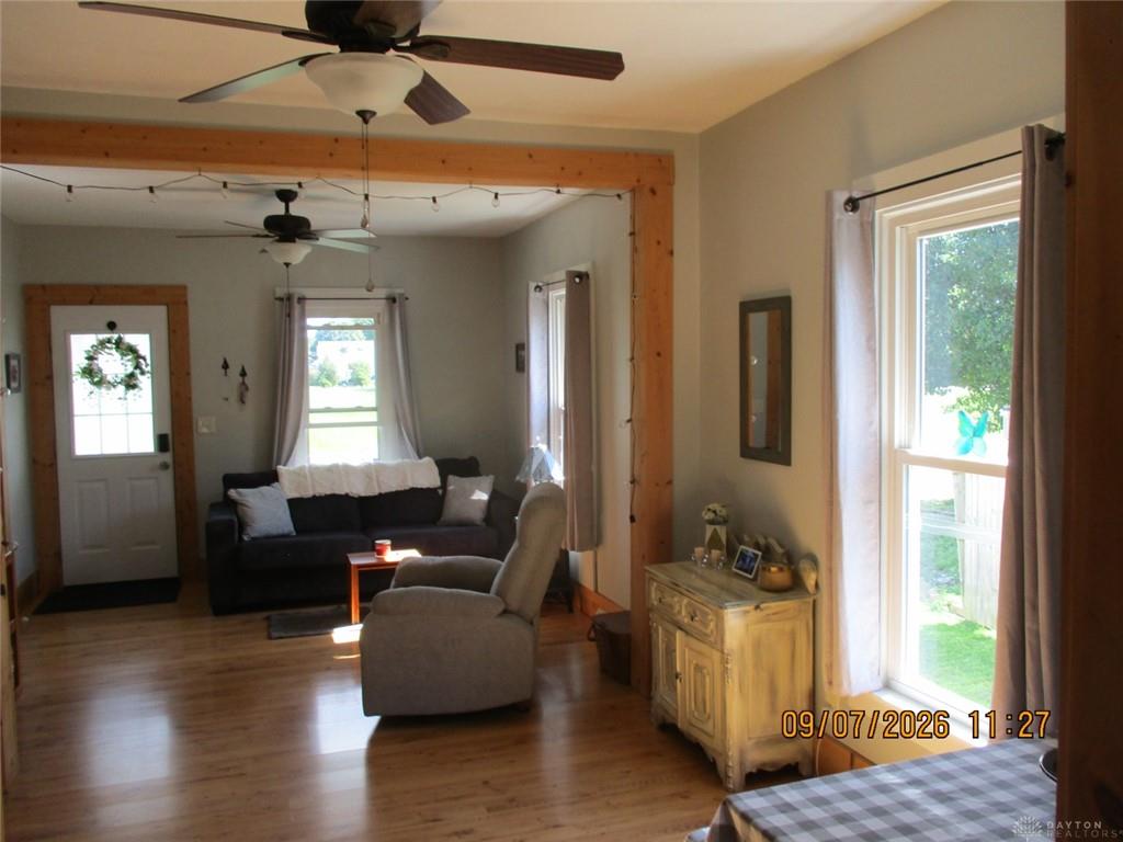 1112 Walker Property Photo 11