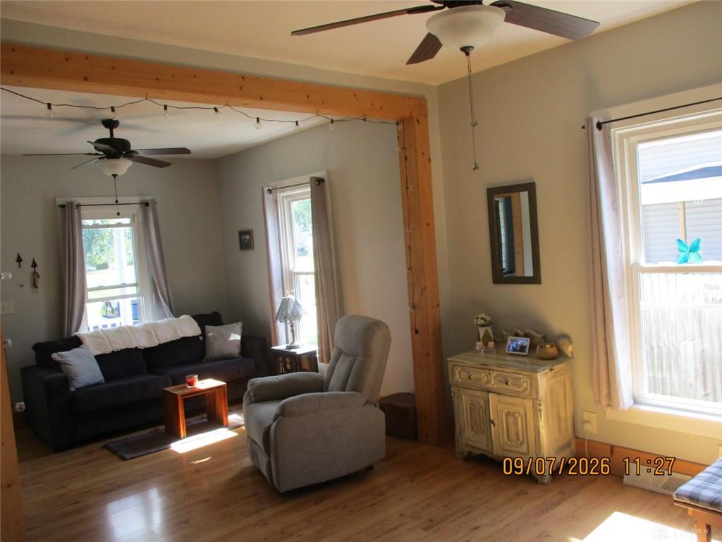 1112 Walker Property Photo 13