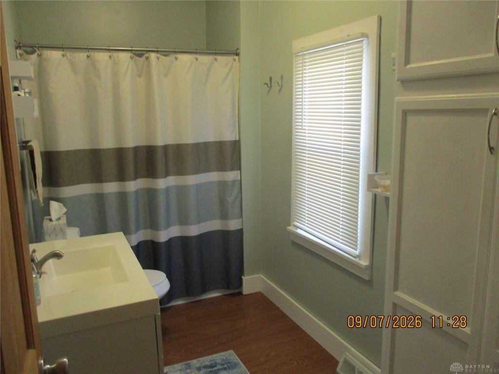 1112 Walker Property Photo 21