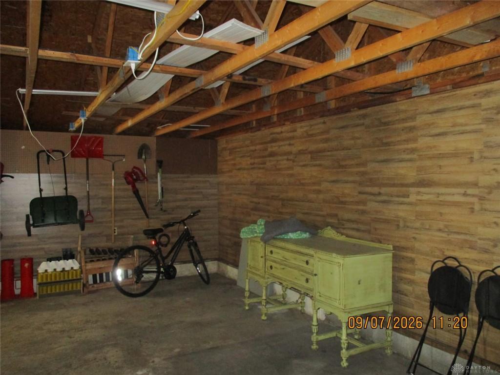 1112 Walker Property Photo 36