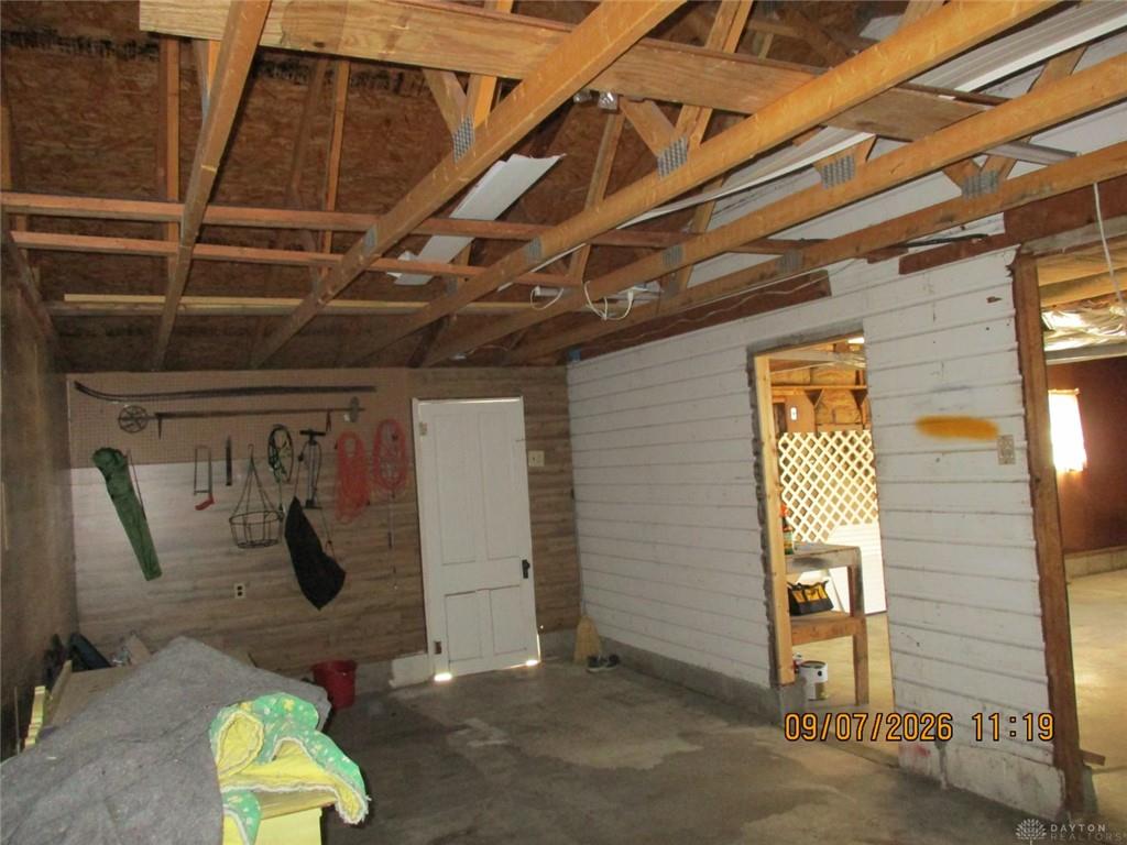 1112 Walker Property Photo 37