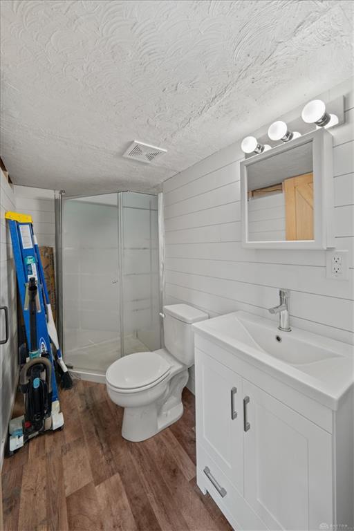 1061 Richardson Property Photo 7