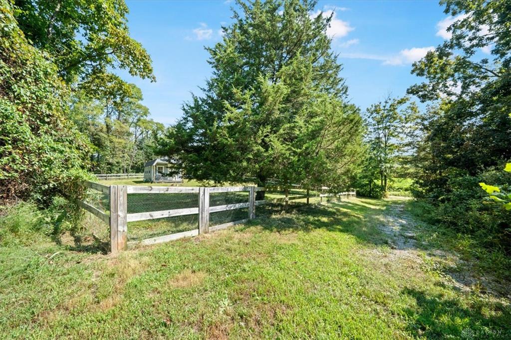 1061 Richardson Property Photo 9