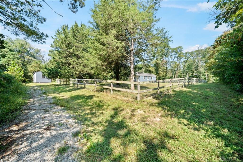1061 Richardson Property Photo 10