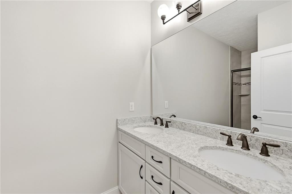2716 E Millstone Property Photo 16