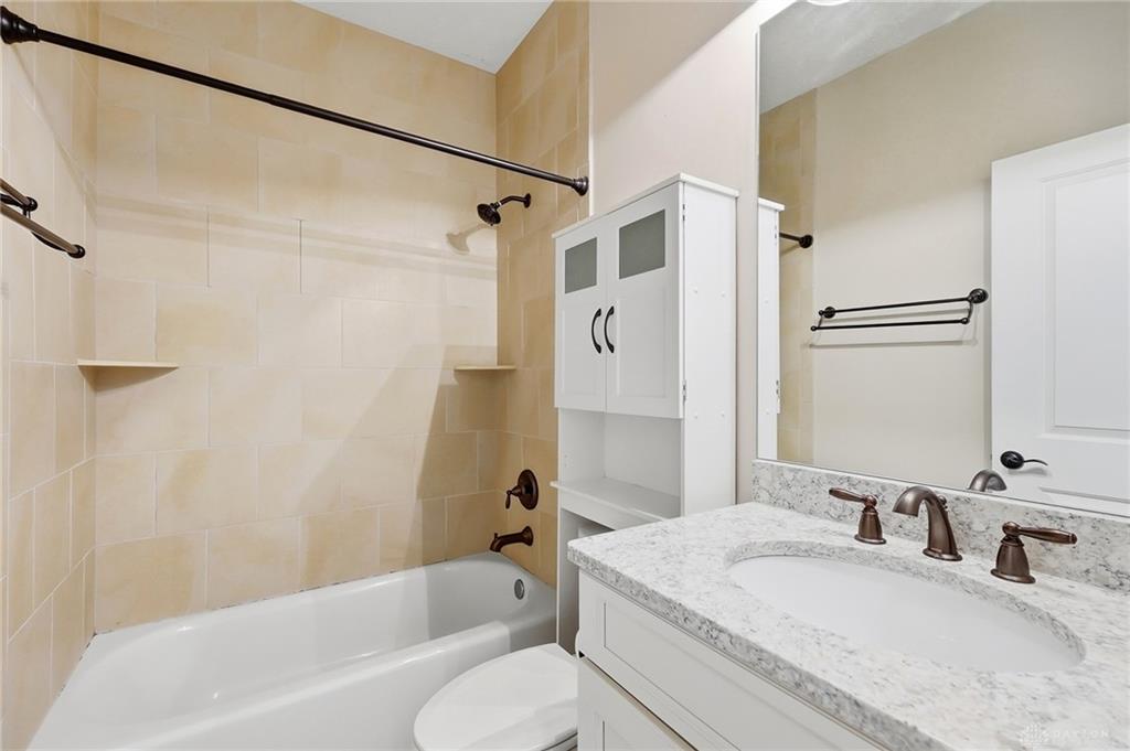 2716 E Millstone Property Photo 22