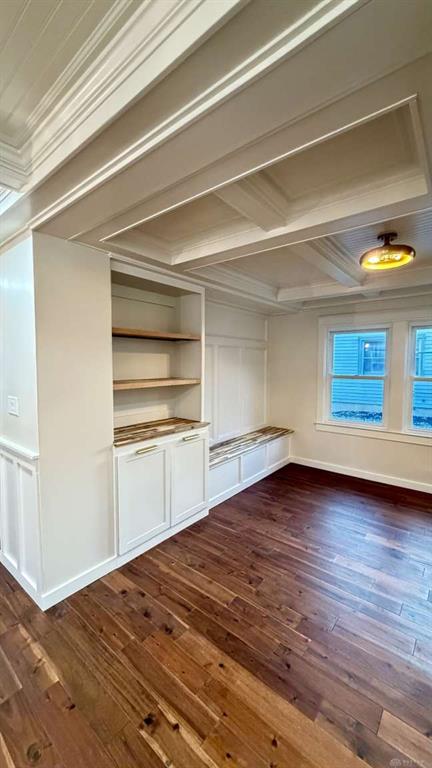 713 E Dorothy Property Photo 15