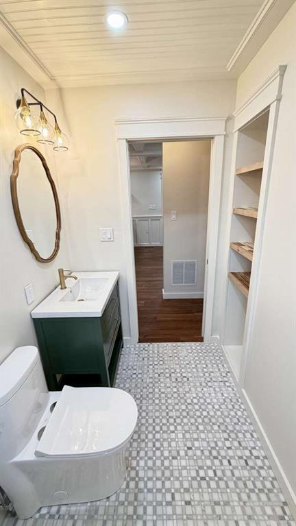 713 E Dorothy Property Photo 20