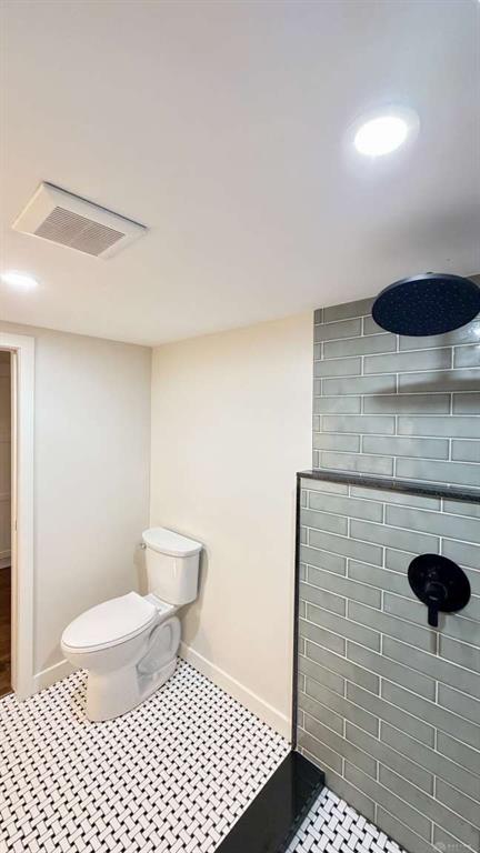 713 E Dorothy Property Photo 33