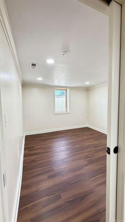 713 E Dorothy Property Photo 43