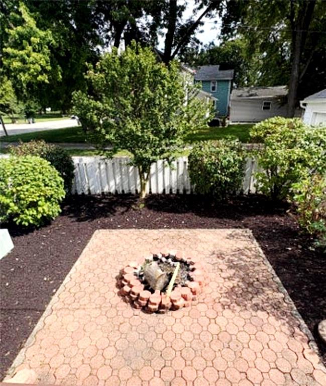 1108 E Main Property Photo 7