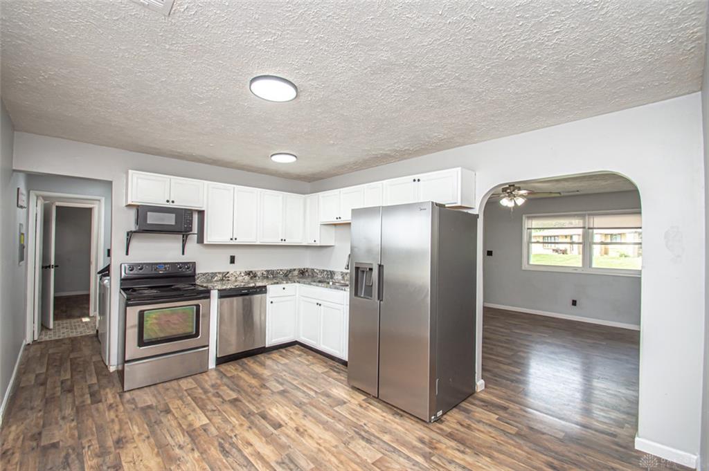 1482 Cobblestone Property Photo 5
