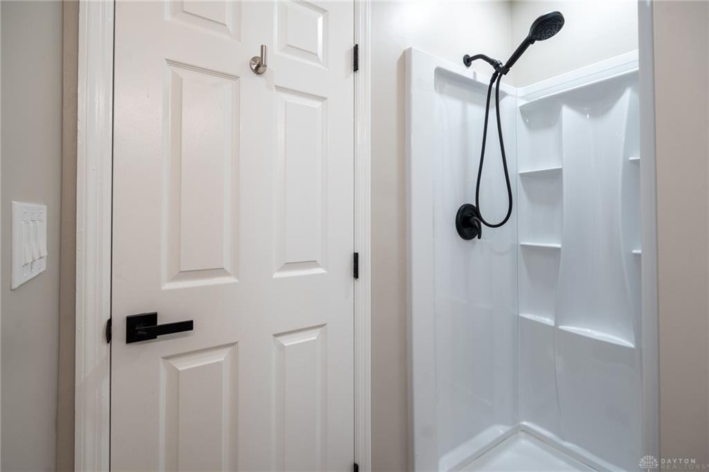 167 Queens Property Photo 13