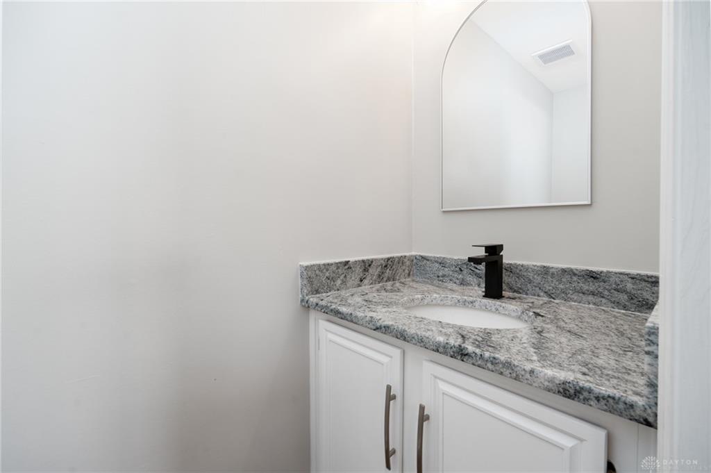 167 Queens Property Photo 15