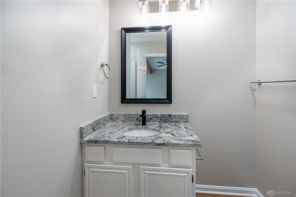 167 Queens Property Photo 20