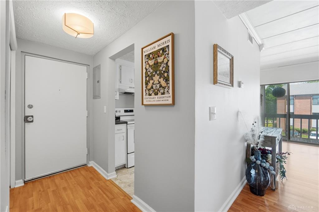 1120 Eagle Feather C Property Photo 6
