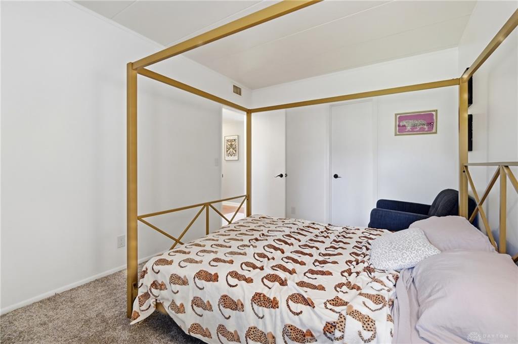 1120 Eagle Feather C Property Photo 25