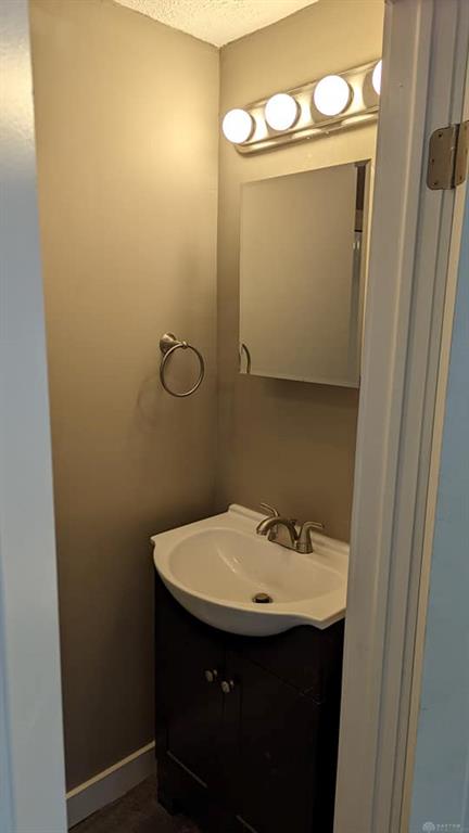1046 E Pearl Property Photo 5