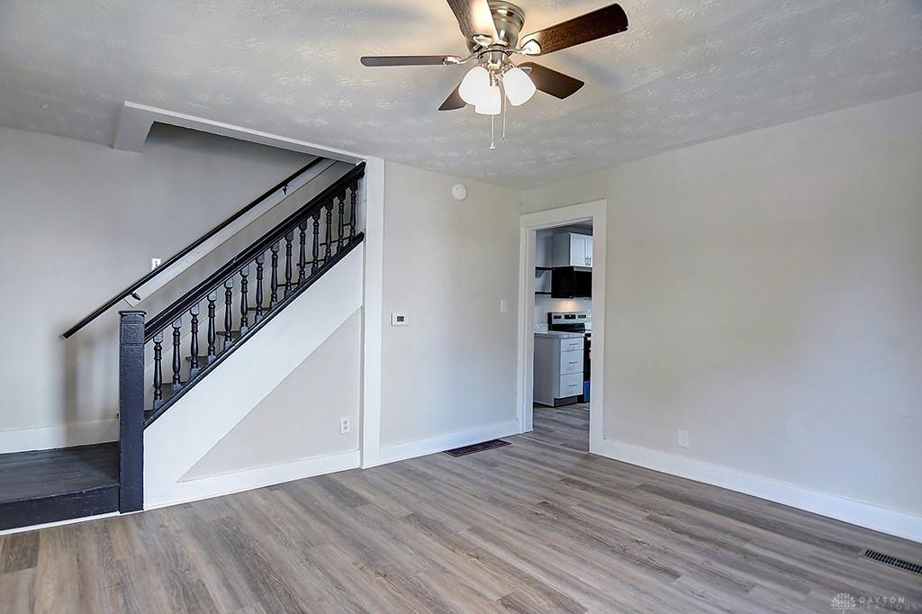1046 E Pearl Property Photo 17
