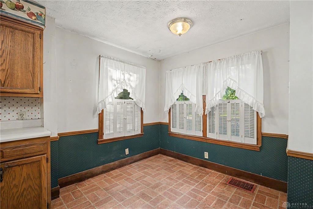 204 N Main Property Photo 18