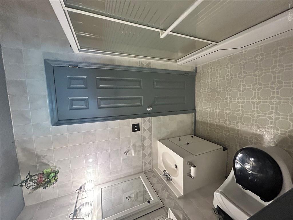 6821 Ginger Property Photo 21