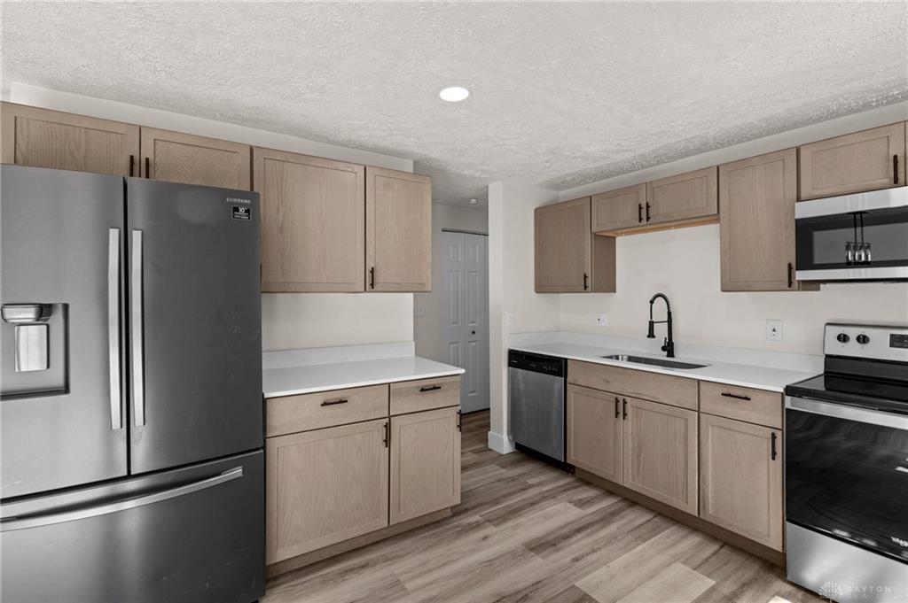 4074 Rymark Property Photo 14