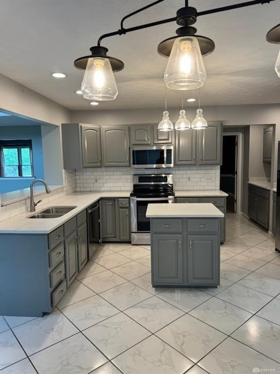 6724 Winding Property Photo 9