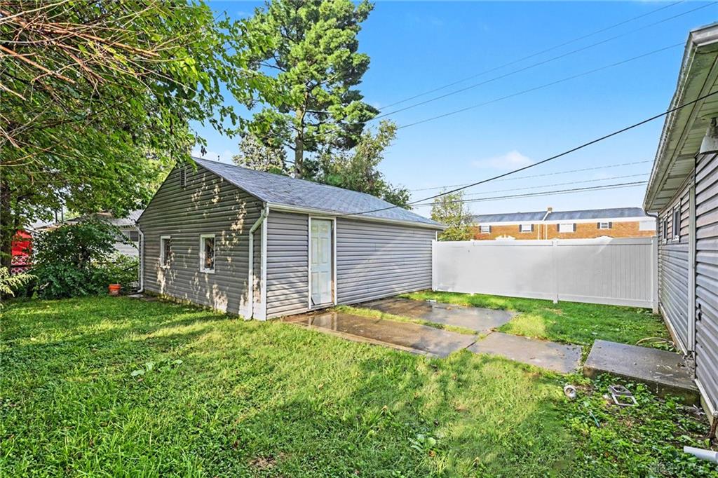 2151 S Smithville Property Photo 26