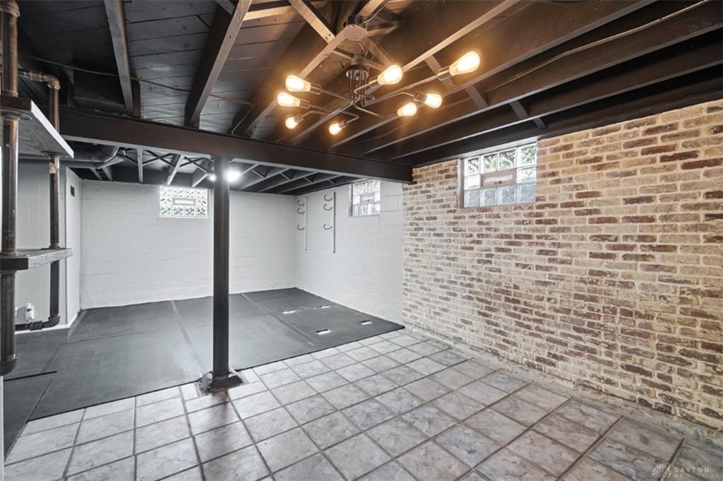 3512 Harrow Property Photo 25