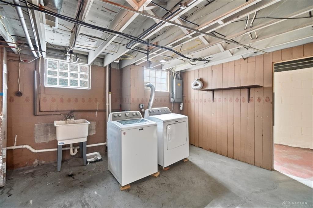 3512 Harrow Property Photo 26