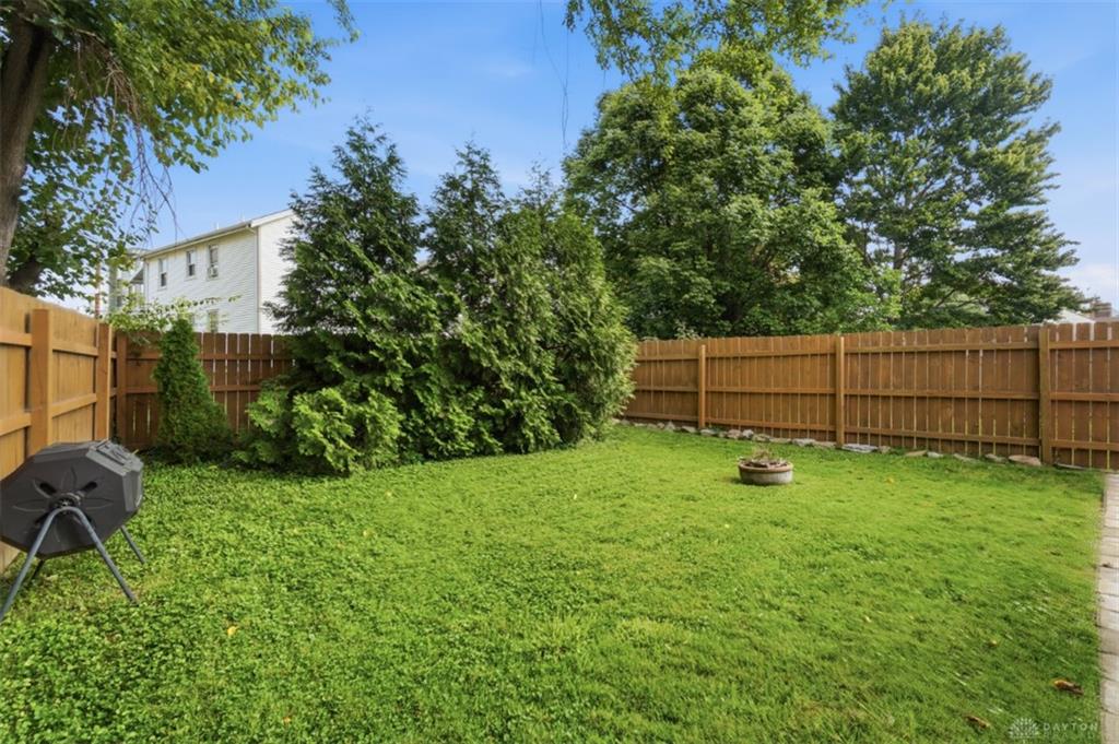 3512 Harrow Property Photo 33