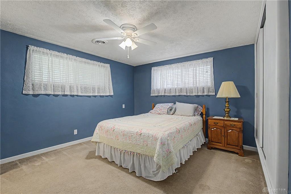 5127 Chapin Property Photo 10