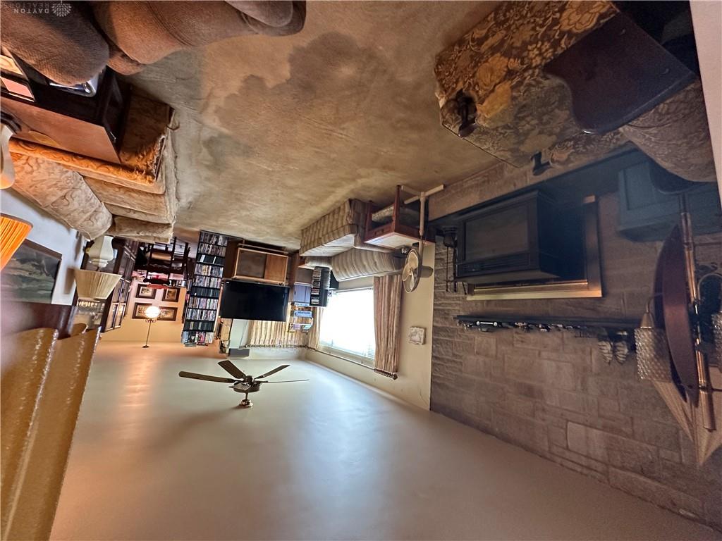 8815 Yankee Property Photo 3