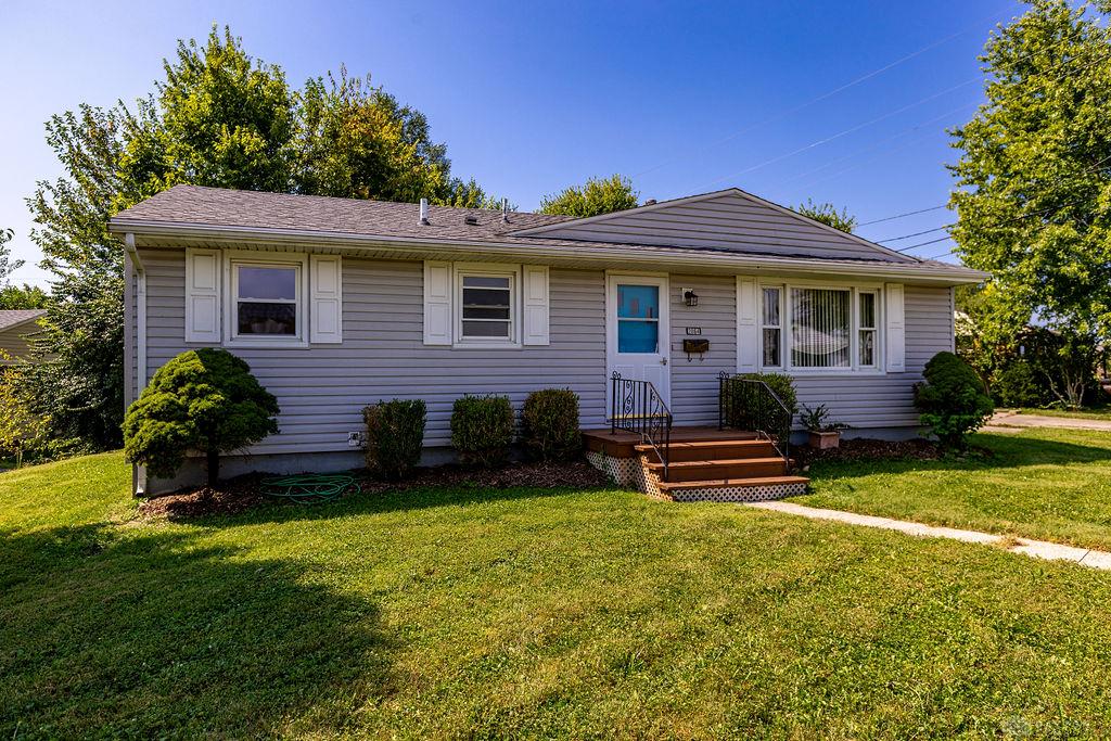 2064 Hillsdale Property Photo 1