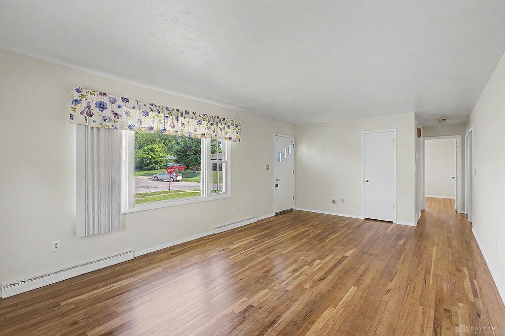 2064 Hillsdale Property Photo 8