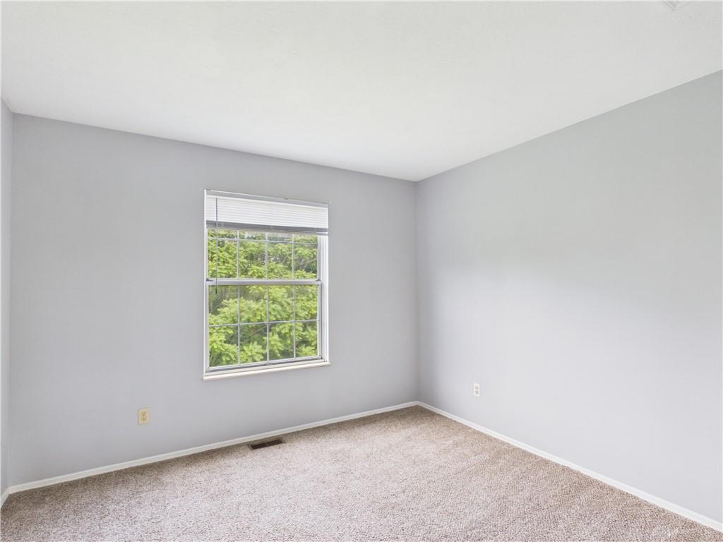 1463 Eagle Highlands Property Photo 9