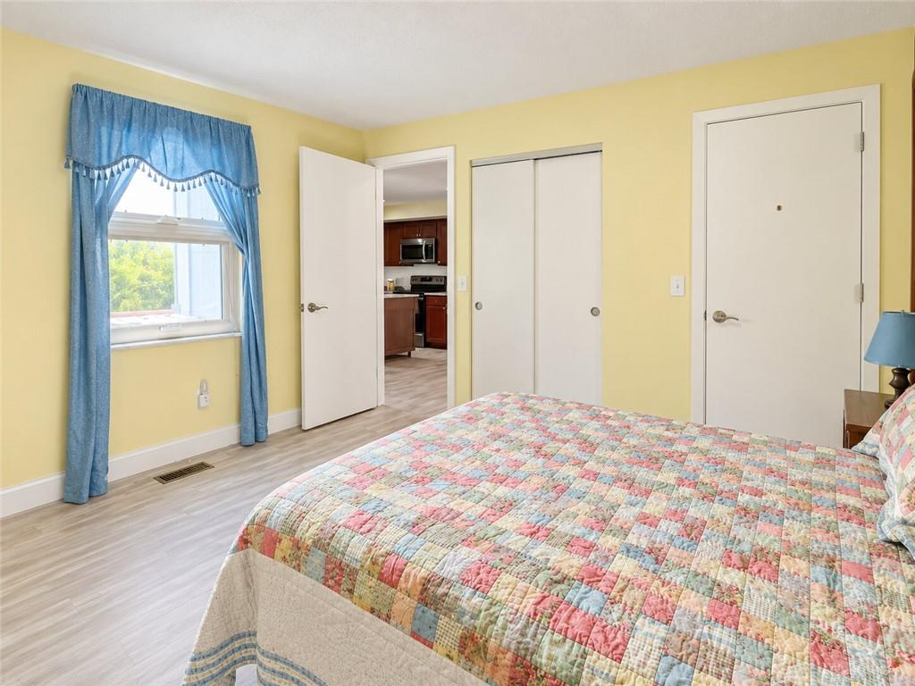 2206 Thomas Paine 94 Property Photo 13